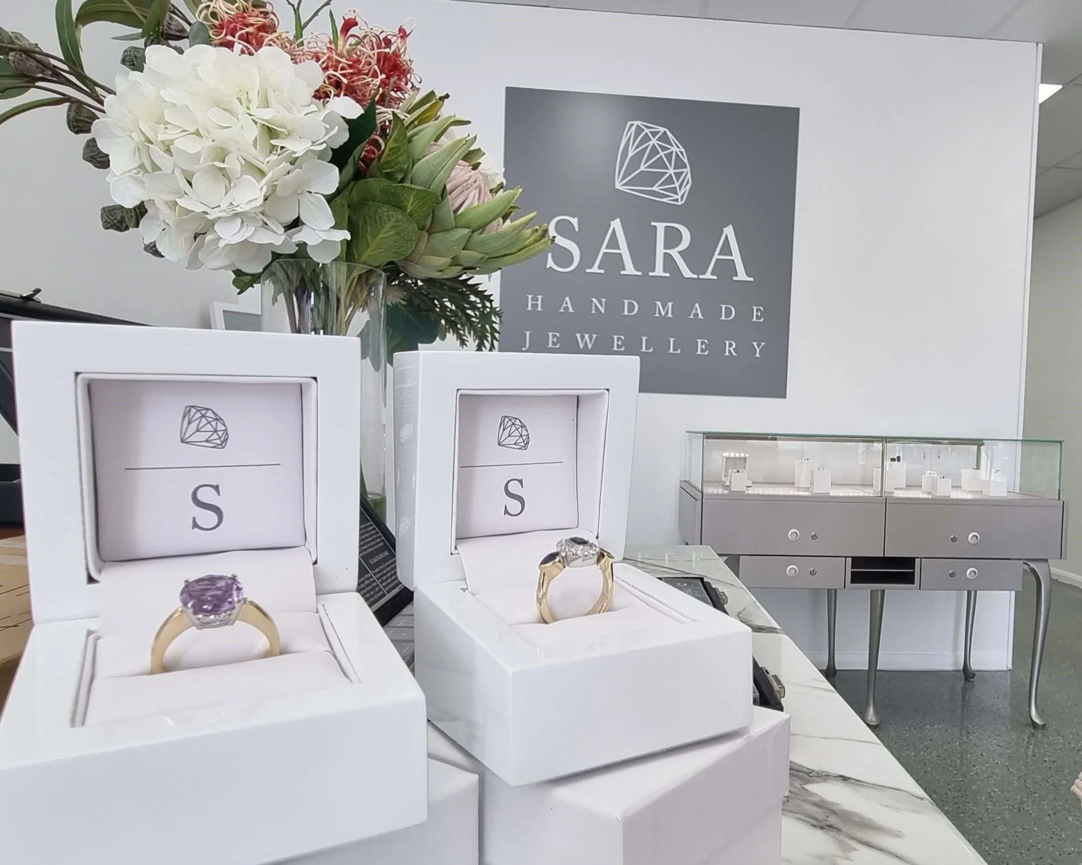 Handmade jewelry store near me deals
